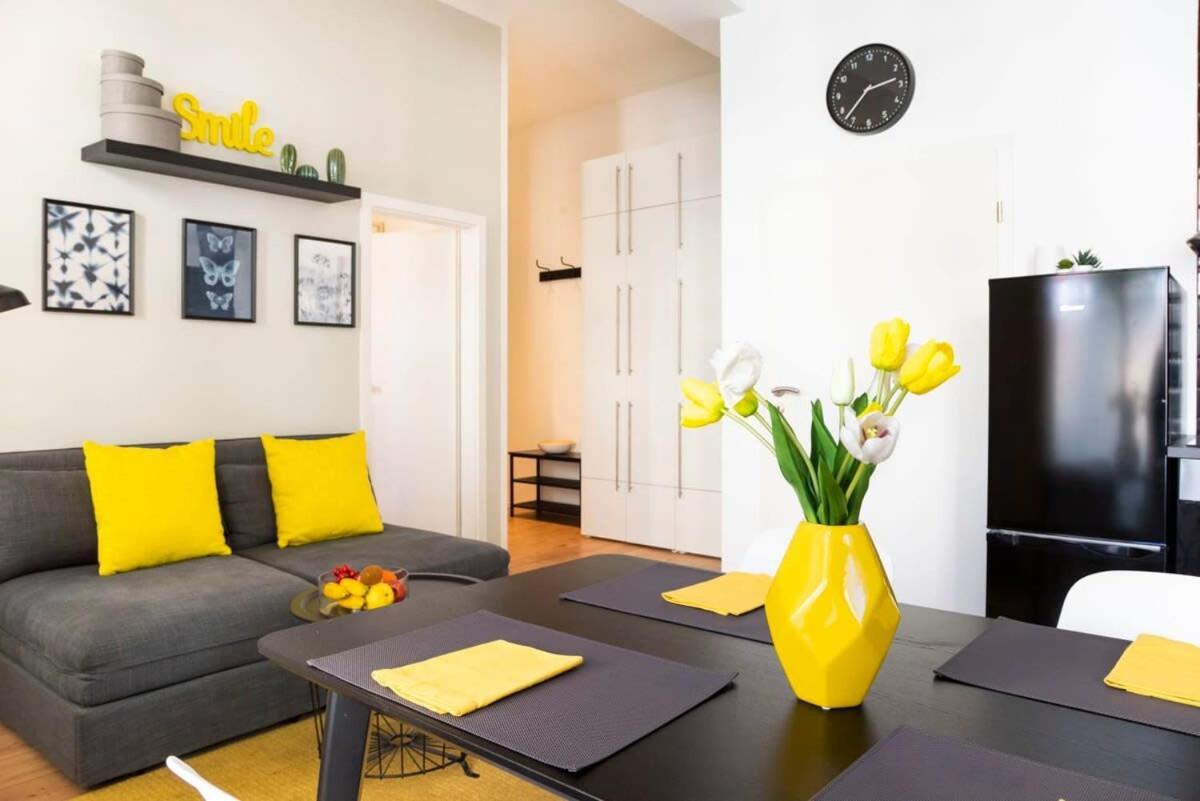 Central Apartment Berlin Dış mekan fotoğraf